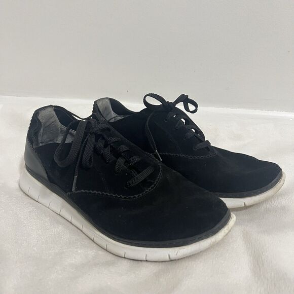 Vionic Women's Taylor Sneaker Size 9.5 Black Suede Lace Up Walking Shoe Comfy - Picture 2 of 9